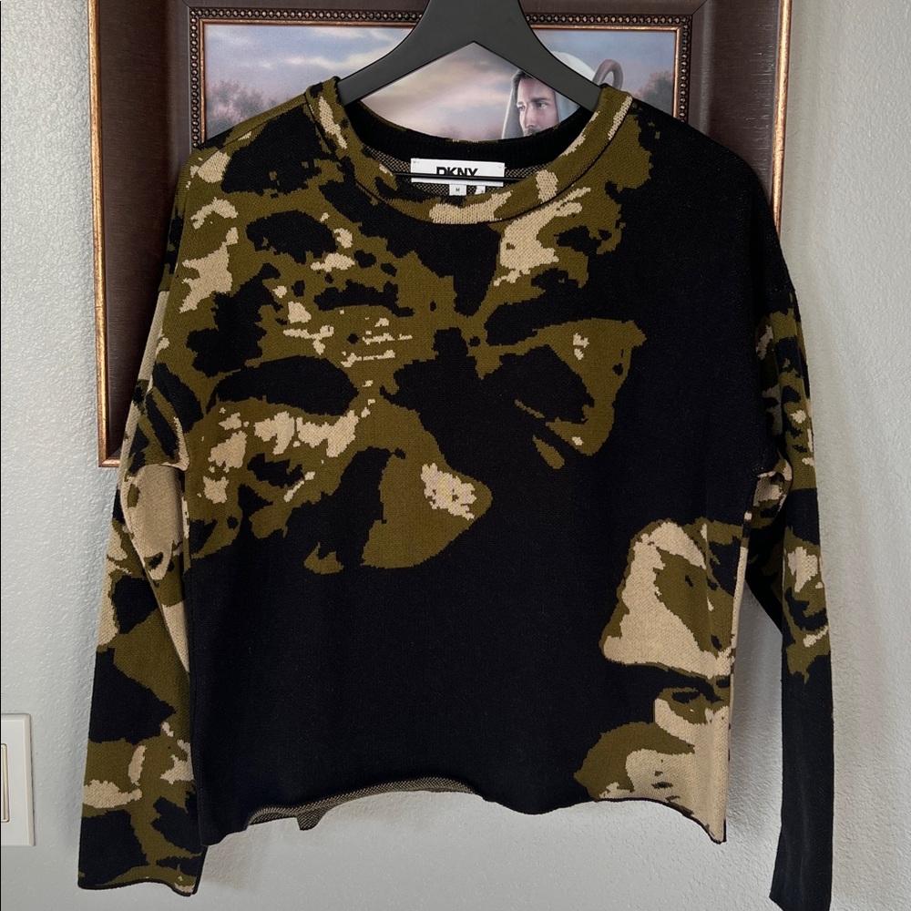 DKNY Cropped Abstract Camo Tight Knit Sweater Green/Tan/Black Women's Size M